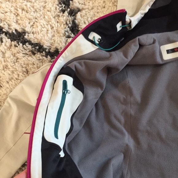 Stoic bombshell jacket - Picture 3 of 4